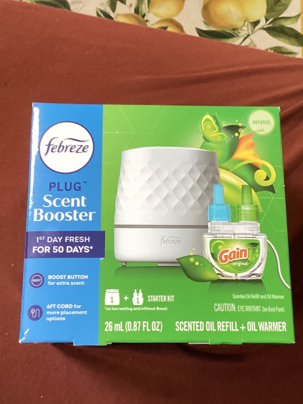Febreze Plug Scent Booster Scented Oil Refill + Oil Warmer NEW